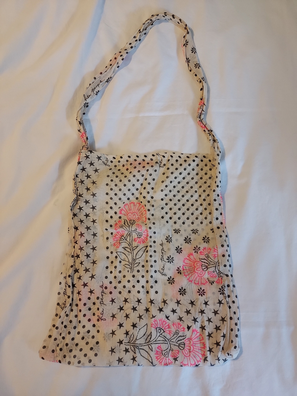 FP Bohemian Lightweight Shoulder Shopping Bag Floral Star Print Cream